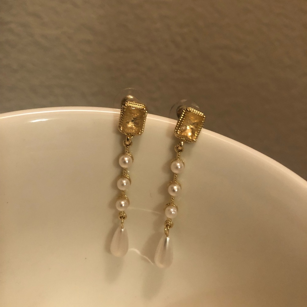 Selfie Leslie Mercy Pearl Earings